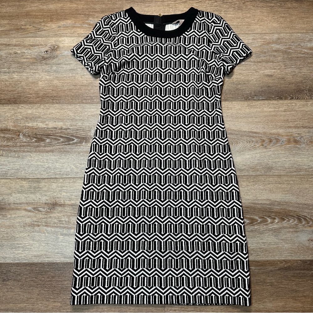 Banana Republic Black & White Geometric Midi Dress